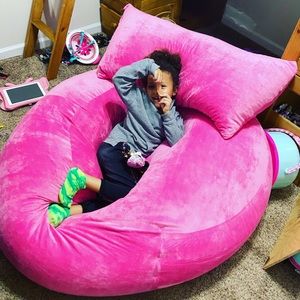 GIANT BEAN BAG CHAIRS
